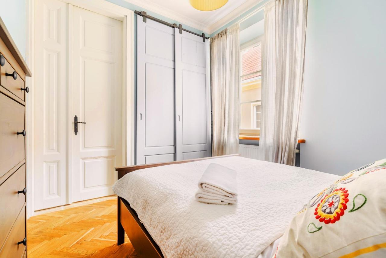 Appartement Designer Flat In The Heart Of Old Town à Varsovie Extérieur photo